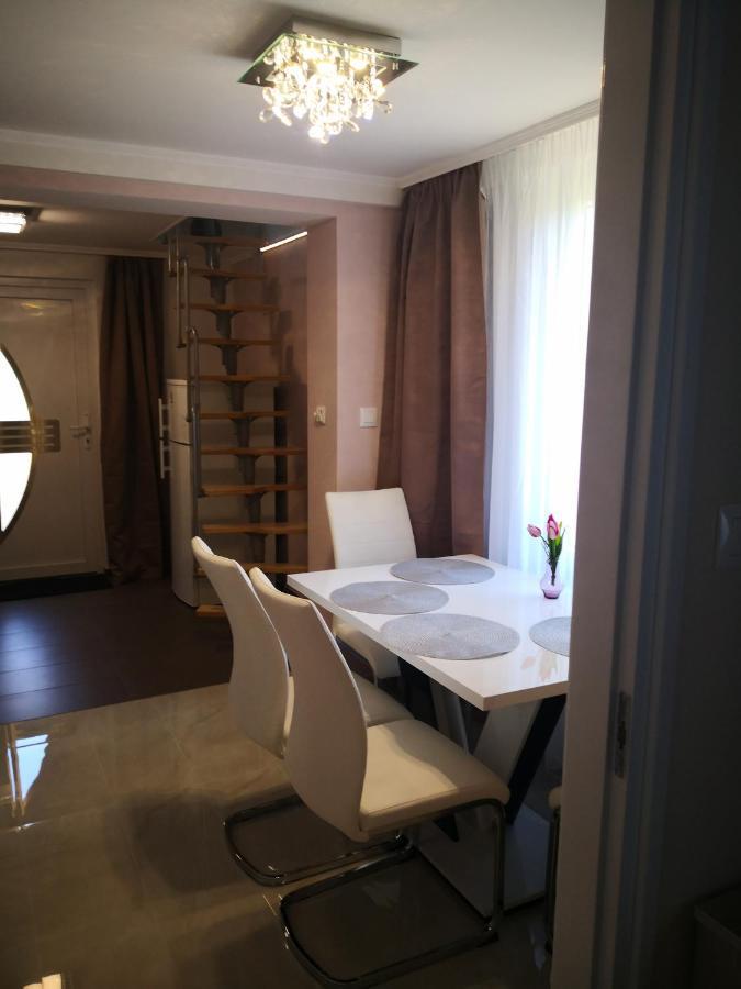 Kupola Apartman Szeged Bagian luar foto