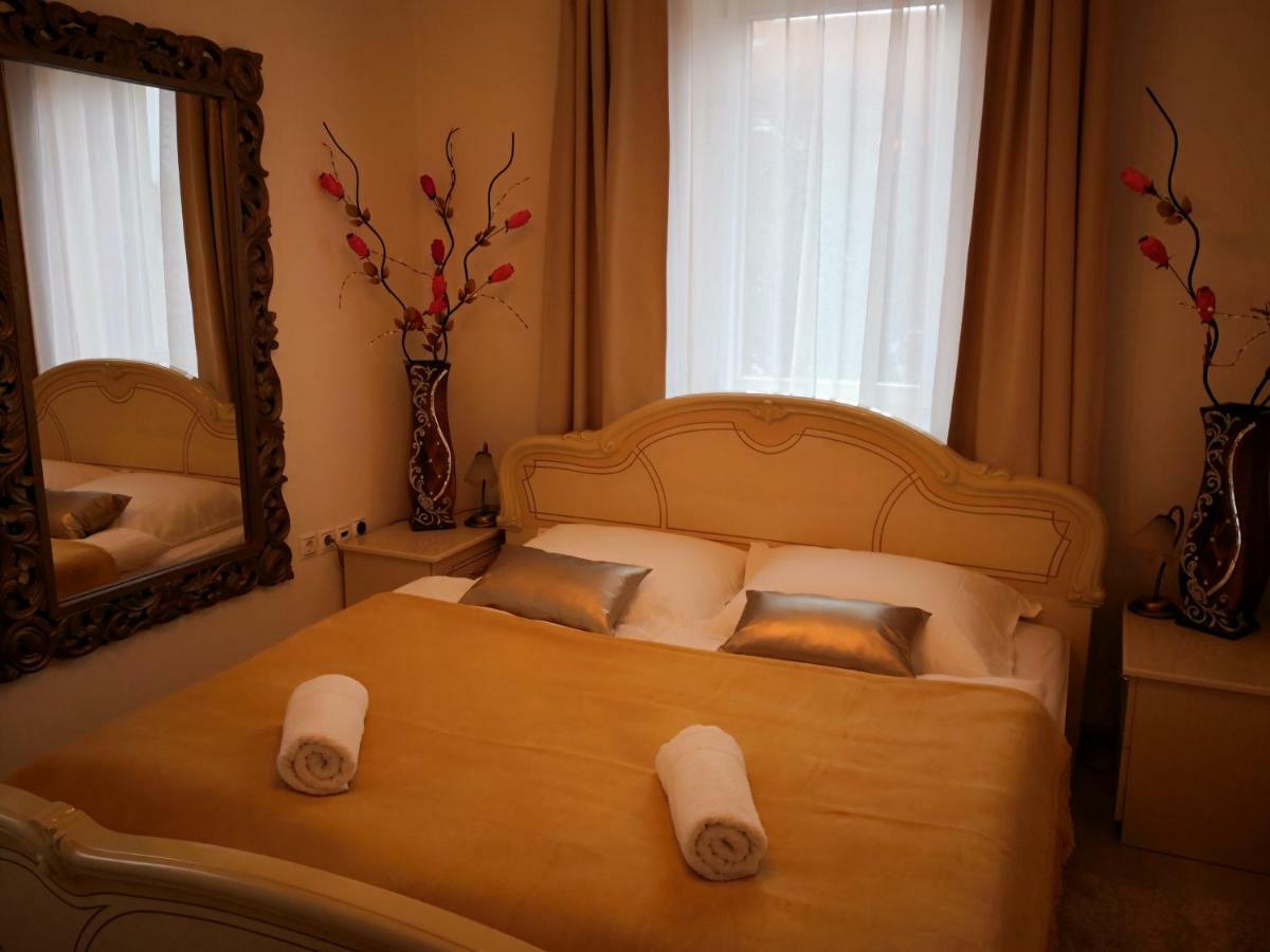 Kupola Apartman Szeged Bagian luar foto