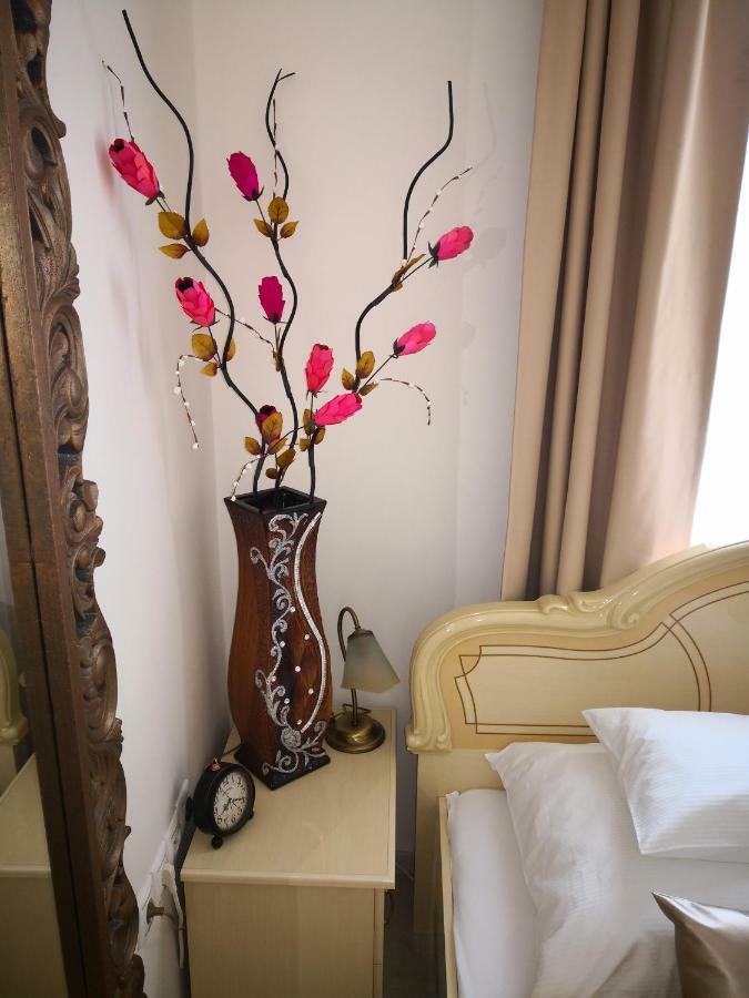 Kupola Apartman Szeged Bagian luar foto