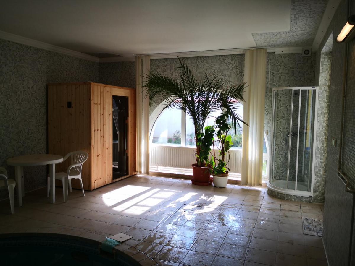 Kupola Apartman Szeged Bagian luar foto